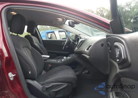 2015 Chrysler 200 Limited z USA, uszkodzony, nr VIN 1C3CCCAB2FN650695